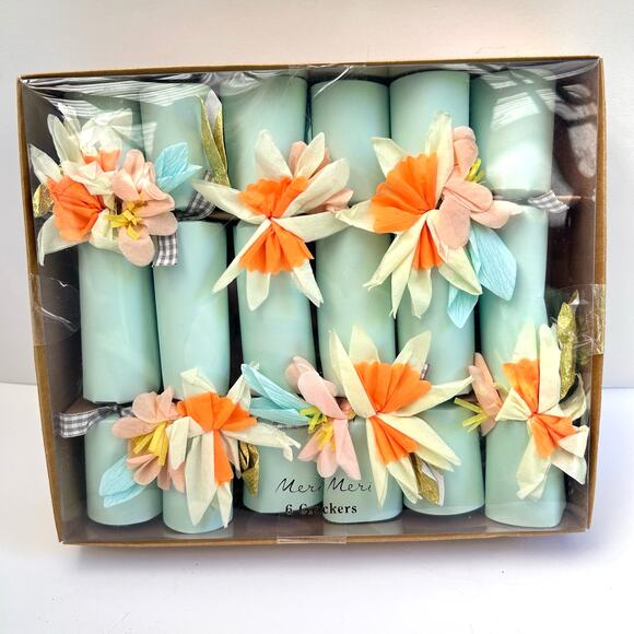 Meri Meri Floral Crackers Easter Spring with Hat Joke and Brooch Set of 6 Easter - Picture 2 of 3